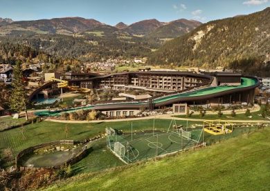 Ferragosto tra mare, montagna e feste in hotel: eventi Falkensteiner
