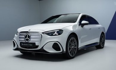 Mercedes Ebit II trim sale a 1,5 mld ma taglia stime vendite, pesa Cina