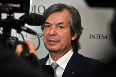 Intesa Sp: utile primo semestre a 5,6 miliardi (+6,5%), sopra attese