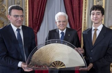Mattarella frena campagna elettorale (intempestiva): si pensi a Paese