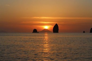 L’Odissea di Nolan accende Favignana, polemica alle Eolie