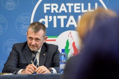 Slitta voto su Delmastro, scontro su decisione Giunta visionare chat