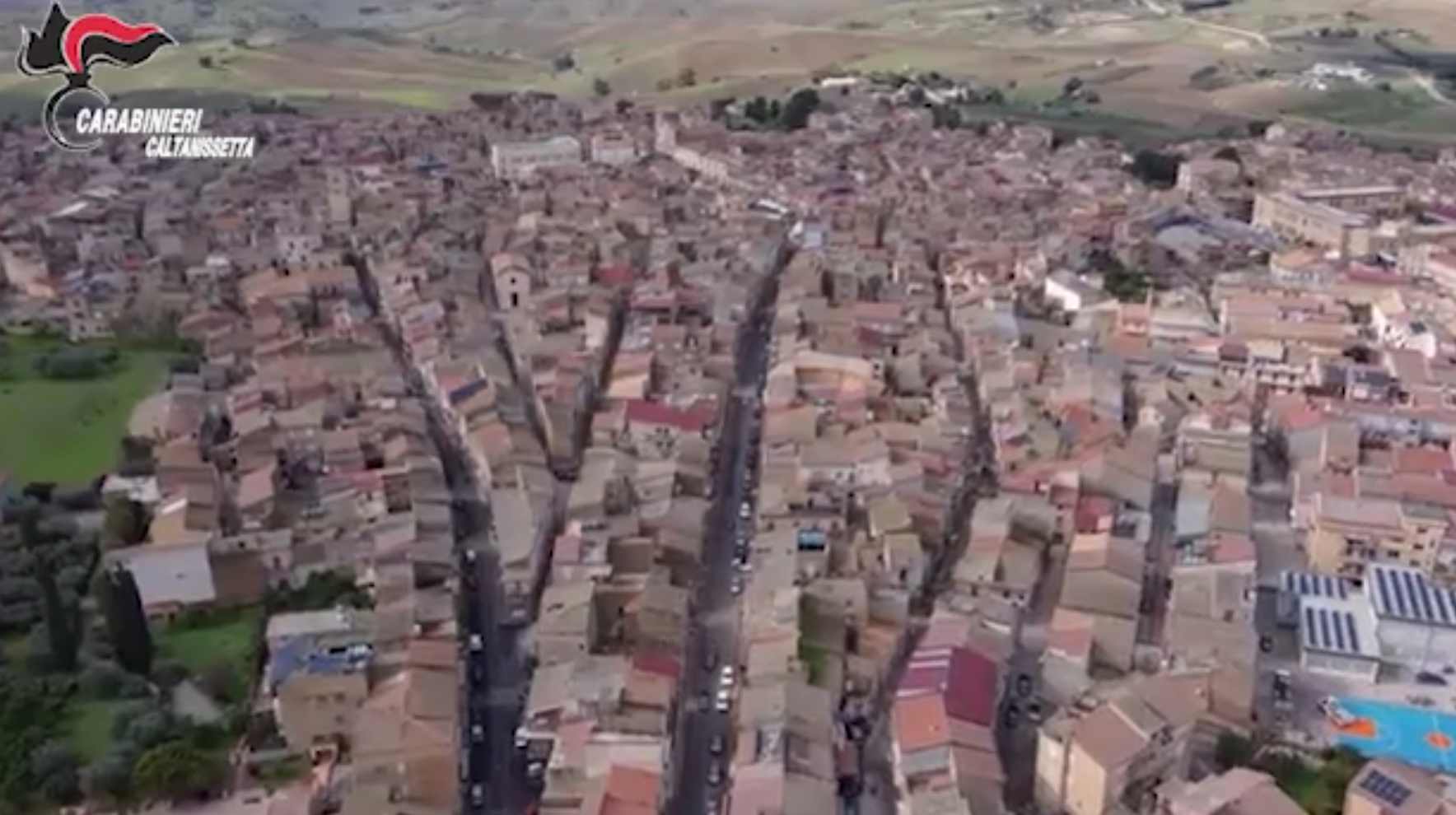 Anziani lasciati tra feci, urine e maltrattati: chiesti tre arresti a Caltanissetta Anziani lasciati tra feci, urine e maltrattati: chiesti tre arresti a Caltanissetta