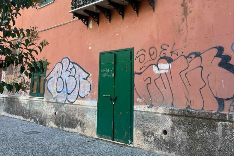 Palermo, danneggiate le serrature al Centro politiche giovanili alla Zisa