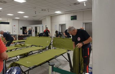 Emergenza Etna e disagi all’aeroporto di Catania, chiuso l’intervento. Schifani: “Eccezionale sforzo organizzativo”