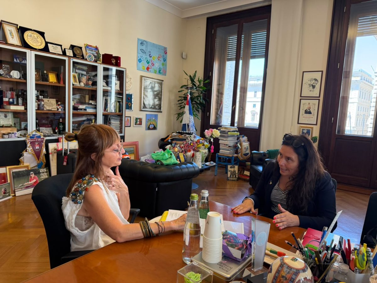 Alessandra Locatelli al QdS: “Non lasciare nessuno indietro per far crescere le Comunità” Alessandra Locatelli al QdS: “Non lasciare nessuno indietro per far crescere le Comunità”