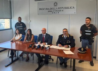 VIDEO | Furti nelle case e gang della “spaccata”: eseguite 10 misure cautelari a Gela