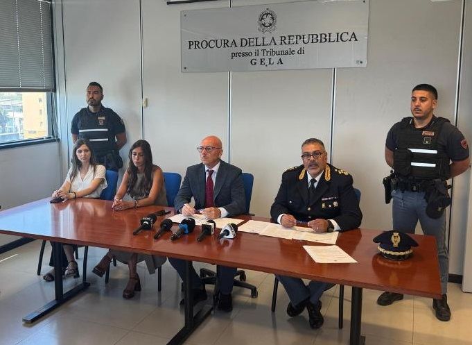 VIDEO | Furti nelle case e gang della “spaccata”: eseguite 10 misure cautelari a Gela