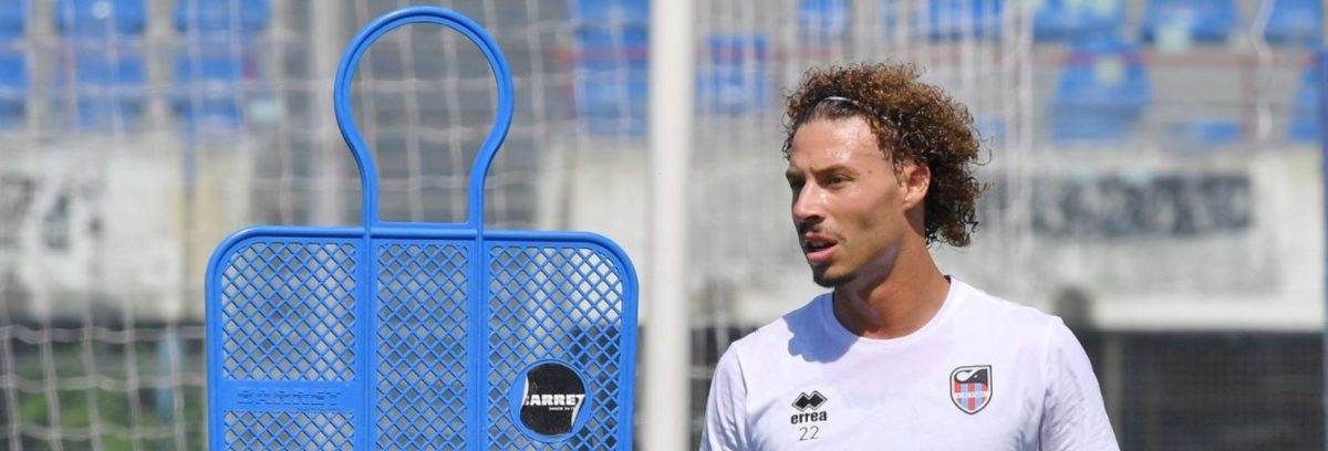 Catania, continuano le uscite: Frisenna va al Cittadella