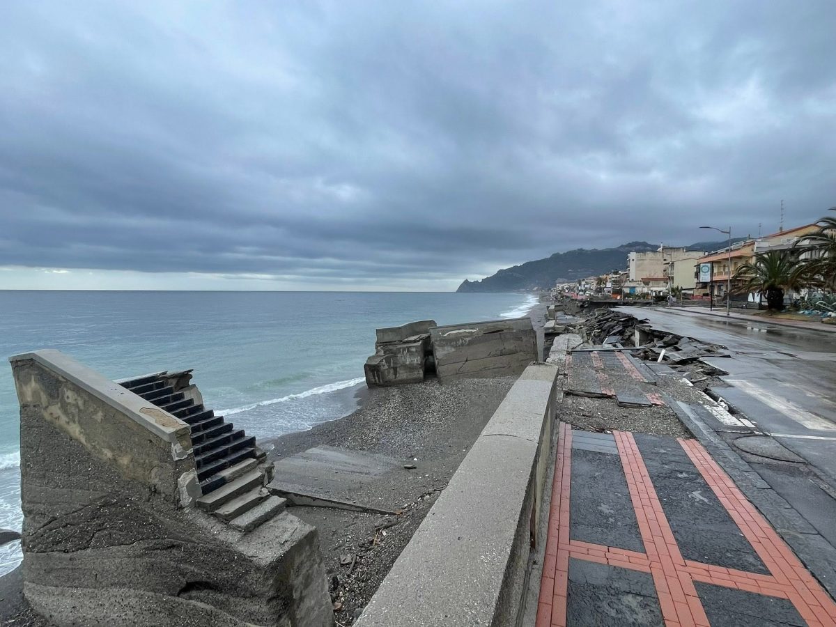 Dall’inferno di “Harry” alla rinascita, l’esempio di Santa Teresa di Riva: “Il nostro lungomare ricostruito in 5 mesi, siamo orgogliosi”