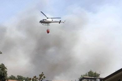 Piromani, fiamme a ridosso delle case e servizio idrico “inadeguato”: come la “comunità atipica” di Ragalna vive l’emergenza incendi
