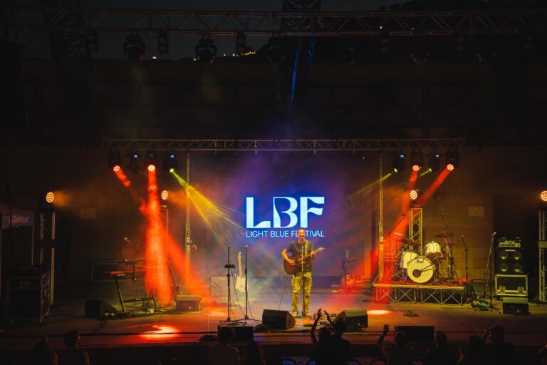 A Realmonte torna il Light blue Festival: musica e arti si fondono con il mare