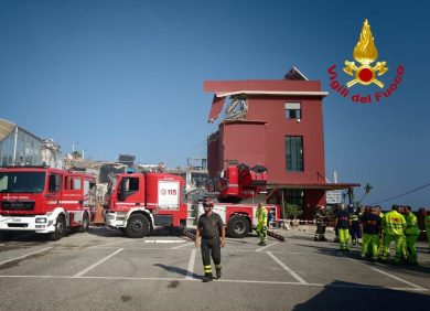 Il crollo della palazzina a Messina, i feriti non sarebbero in pericolo di vita