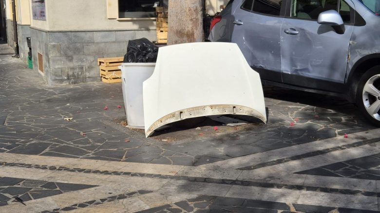 Degrado Piazza Pergolesi a Picanello, Carnazza: “Grave e intollerabile stato di abbandono e illegalità”