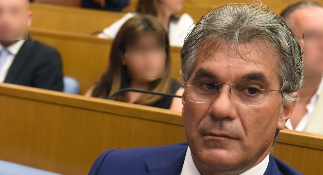 Inchiesta Cefpas e le indagini sugli scambi di favori, la decisione di Riccardo Gallo: si dimette dall’Ars