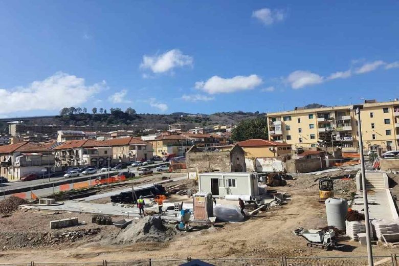Ex baraccopoli di Messina, Schifani: “Consegnate 15 case, tre sono state confiscate alla mafia”