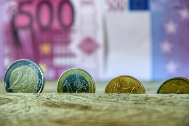 L’inflazione morde la Sicilia: prezzi alle stelle, ecco dove vivere costa di più (e dove si risparmia)
