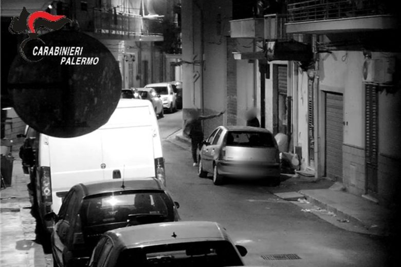 Spari a ridosso di una casa nel centro storico di Bagheria, c’è un arresto: fermato 29enne