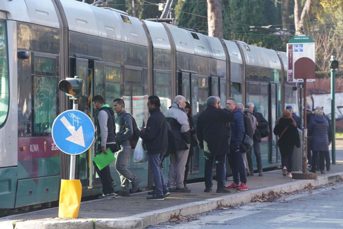 Messina, linea tranviaria tra cantieri bloccati e progetti futuri Messina, linea tranviaria tra cantieri bloccati e progetti futuri