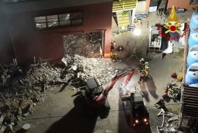LIVE | La tragedia di Messina, si cercano ancora gli ultimi due dispersi