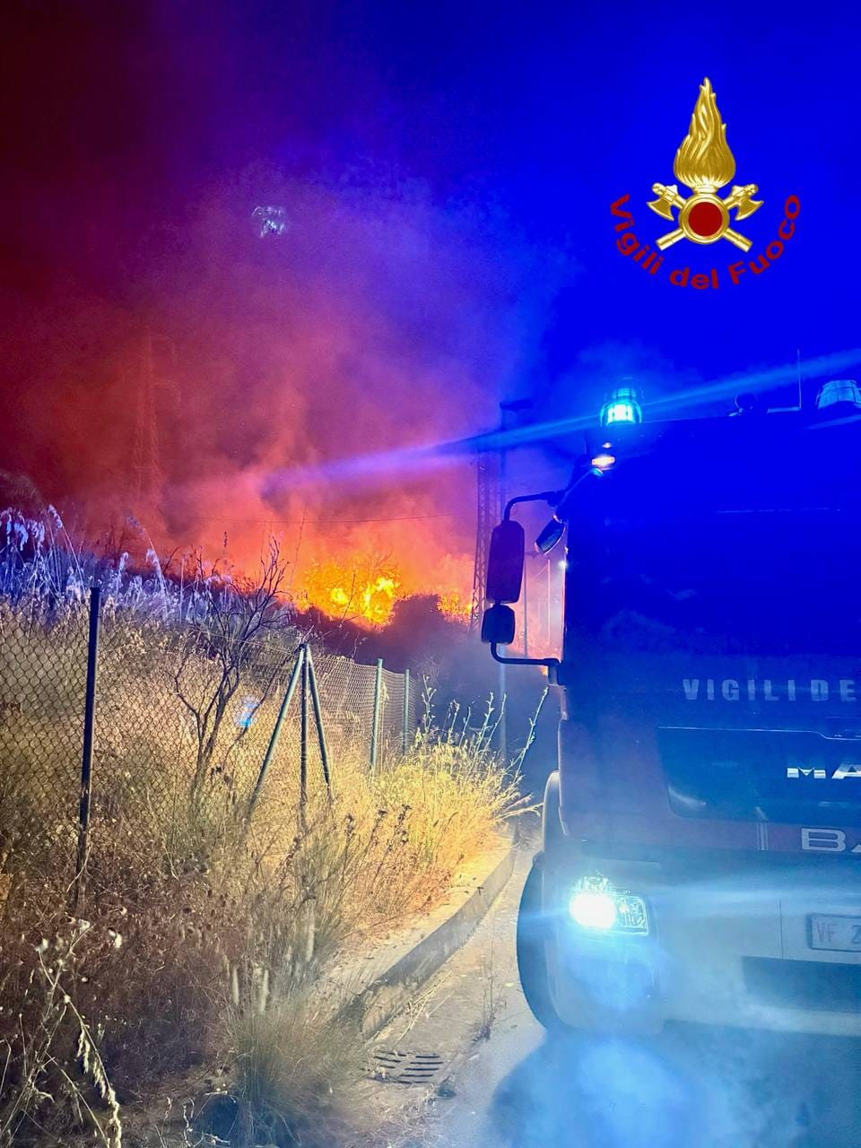 FOTO | Incendi a Palermo e provincia, più di 530 interventi in sei giorni FOTO | Incendi a Palermo e provincia, più di 530 interventi in sei giorni