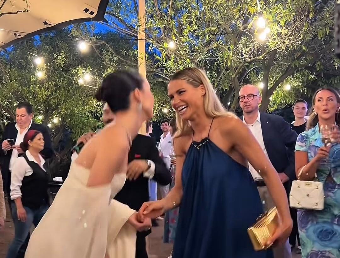 VIDEO | Aurora Ramazzotti è pronta a sposare il suo Goffredo, festa di tre giorni in Sicilia VIDEO | Aurora Ramazzotti è pronta a sposare il suo Goffredo, festa di tre giorni in Sicilia