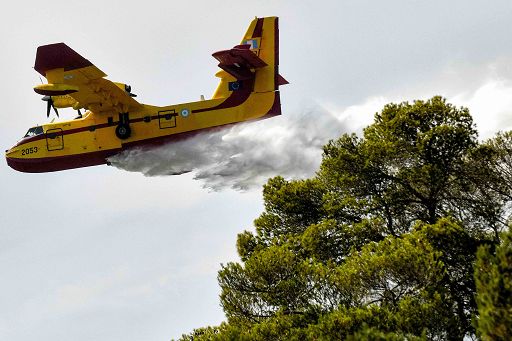 Incendi, in Europa i danni hanno già superato 3 mld di euro (FT)