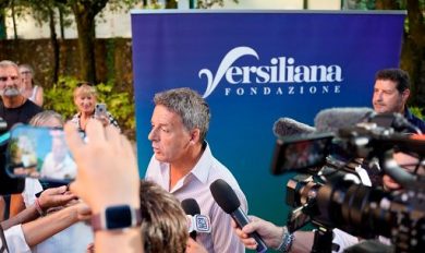 Renzi: centrodestra diviso ma sinistra non si spari sui piedi