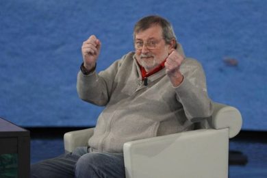 Guccini, Venditti: “Mancherai al futuro e a tutti noi”