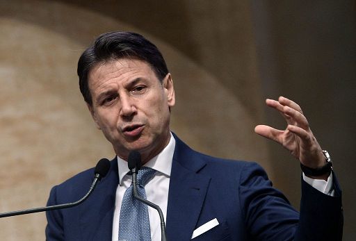 Covid, Conte: mai commessi illeciti, potete scavare quanto volete