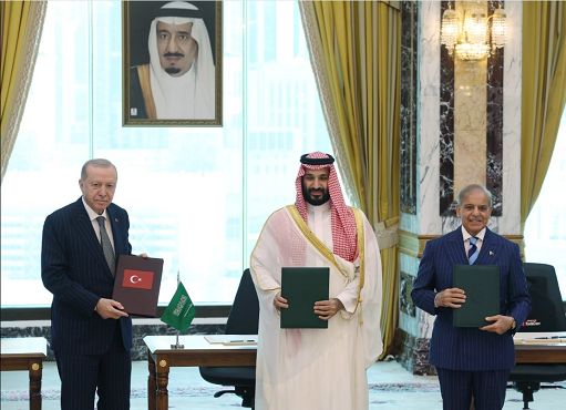 L’Accordo della Mecca punta nuovo equilibrio di potenza in M.O.