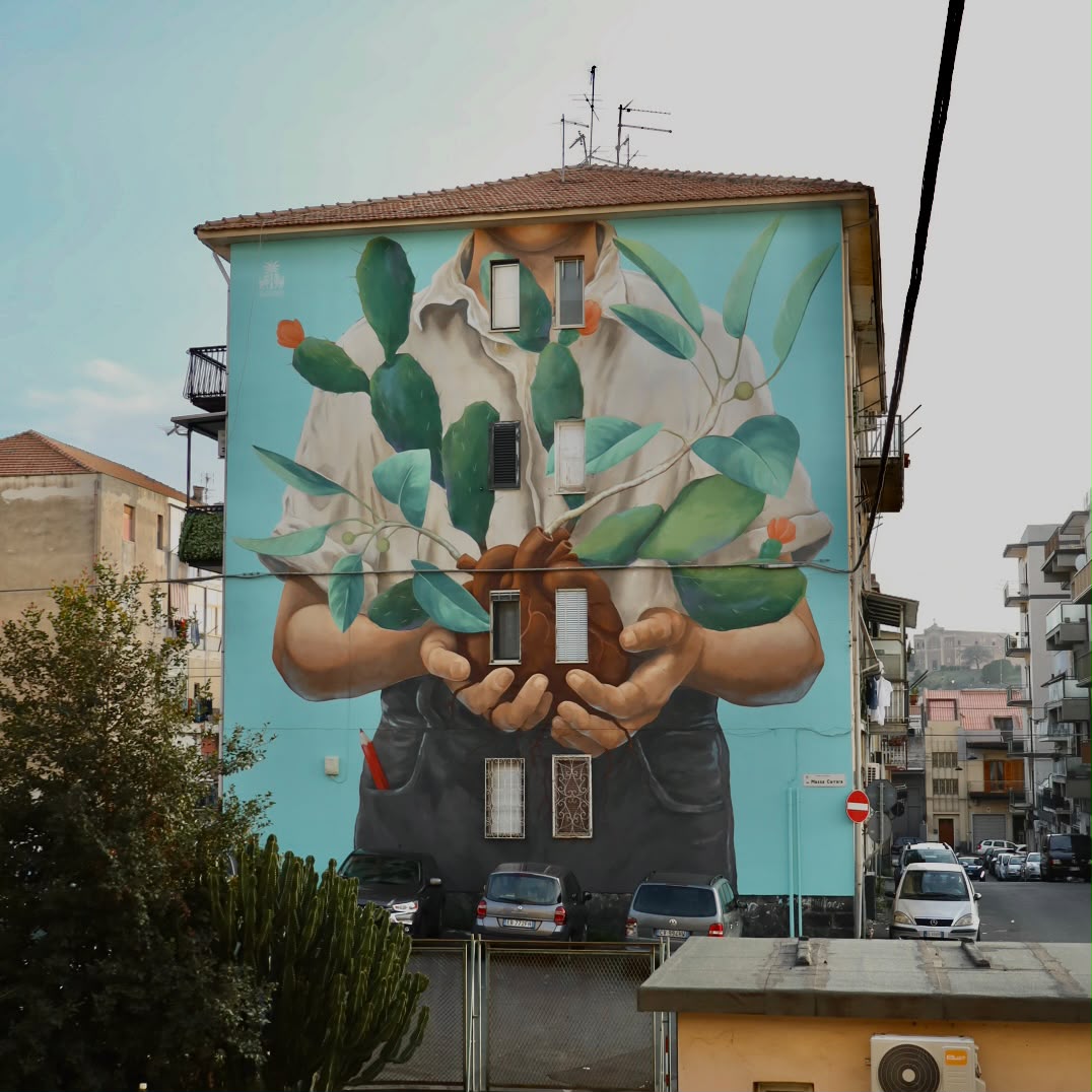 Chiara Abramo, quando l’arte ascolta la strada Chiara Abramo, quando l’arte ascolta la strada