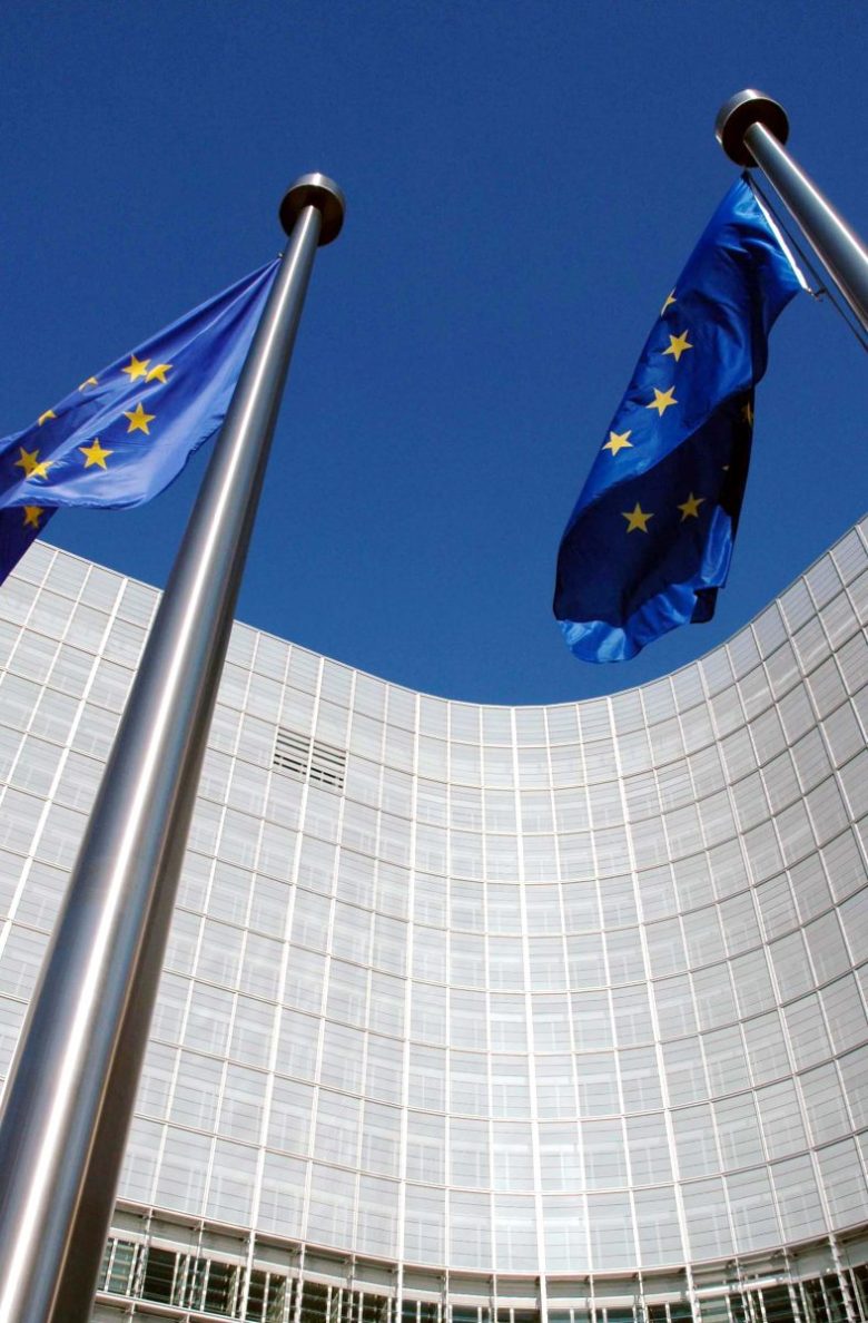 Unione europea, l’Italia affoga tra le infrazioni: 76 procedure, un terzo riguardano l’ambiente