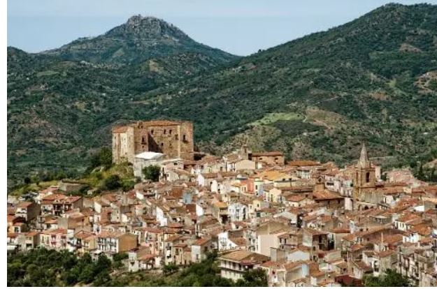 Castelbuono cuore d’artista: dal 20 agosto quattro giorni di mostre, eventi e incontri