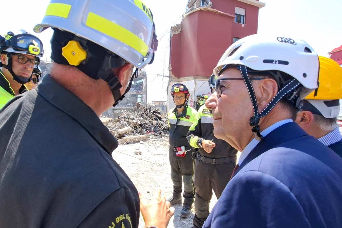 Crollo di Messina, Schifani in visita sul luogo della tragedia: Regione accanto alla città e alle famiglie Crollo di Messina, Schifani in visita sul luogo della tragedia: Regione accanto alla città e alle famiglie