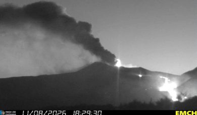 Colate laviche, cenere e bocche eruttive: l’aggiornamento dell’Ingv sull’Etna