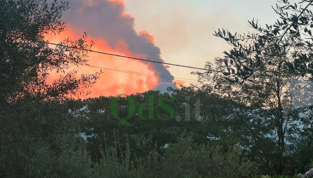 Eruzione Etna e caos voli pre-Ferragosto, come gli aeroporti siciliani affrontano l’emergenza Eruzione Etna e caos voli pre-Ferragosto, come gli aeroporti siciliani affrontano l’emergenza