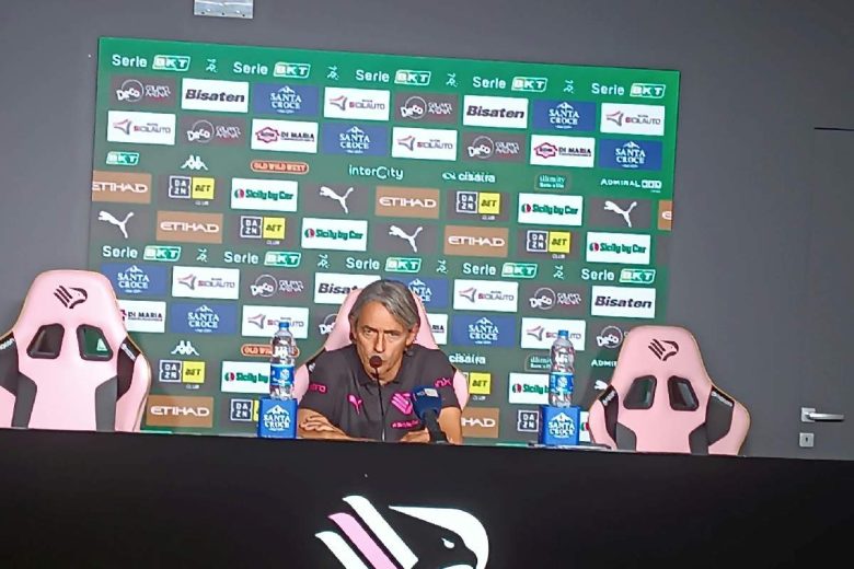 Il Palermo ad Arezzo per i tre punti, Inzaghi avverte: “Serve intensità e in trasferta dobbiamo migliorare”