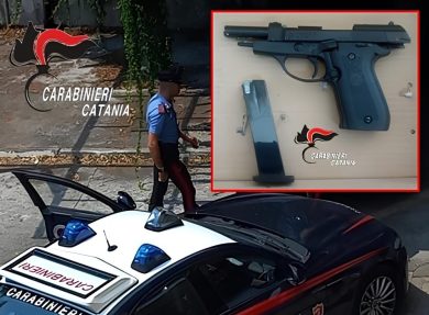 A passeggio con una pistola, arrestato giovane a Catania