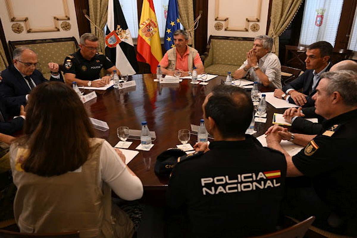 Ceuta, 25 incriminati per traffico di migranti. La Spagna attacca l’Italia: “Eccessivo sospendere Schengen” Ceuta, 25 incriminati per traffico di migranti. La Spagna attacca l’Italia: “Eccessivo sospendere Schengen”