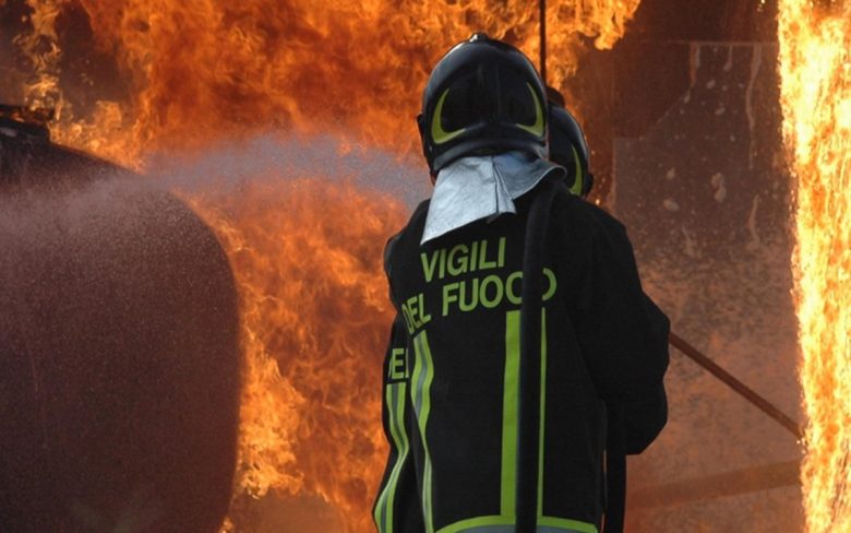 Grosso incendio a Menfi, le fiamme divorano 100 ettari di vegetazione