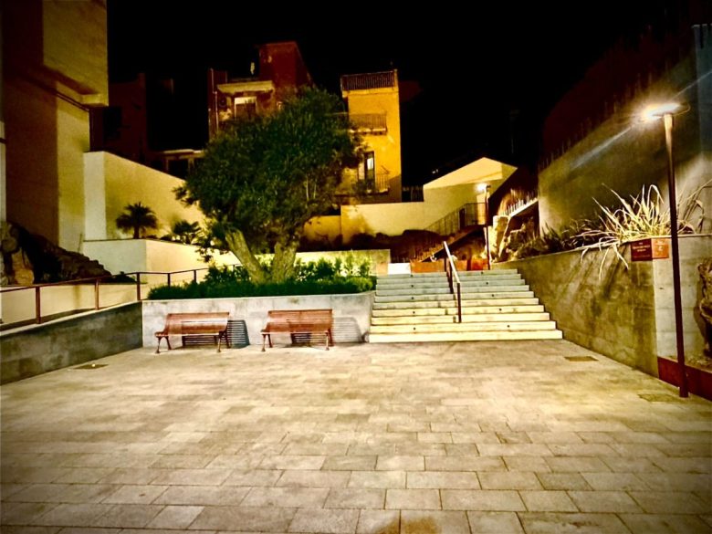 Misterbianco si lancia verso il futuro, il sindaco Corsaro al QdS: “Dalla nuova piazza alla “Green Way”: ecco quando partiranno i lavori per la Metro”