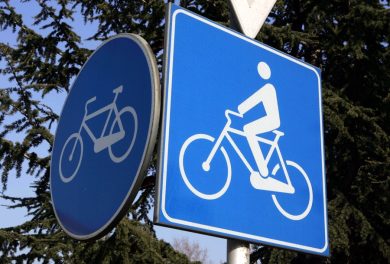 Catania, si accende il dibattito: “Pronti a rivedere la pista ciclabile di via Santa Sofia”