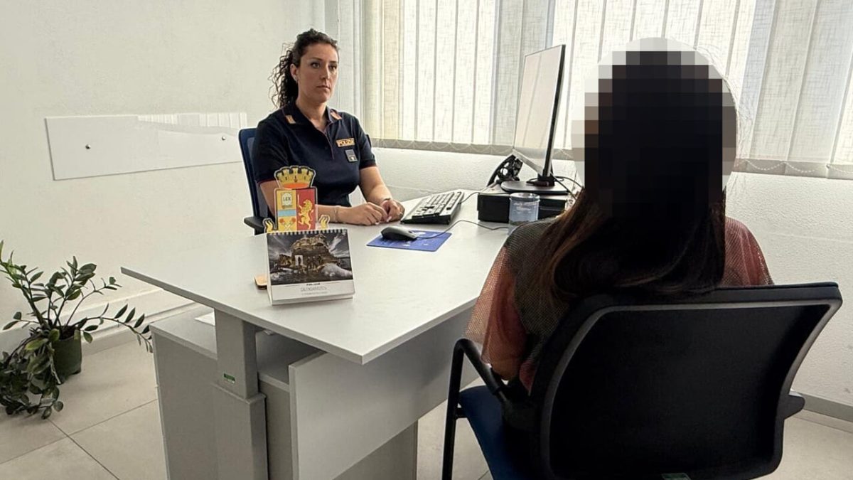 Follia a Catania: in astinenza da cocaina, minaccia anche il nipotino con un coltello, arrestato Follia a Catania: in astinenza da cocaina, minaccia anche il nipotino con un coltello, arrestato