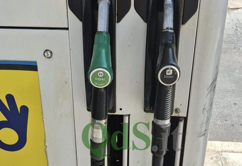 “Stessi stipendi, prezzi più alti”, a Palermo estate nera per il caro carburanti