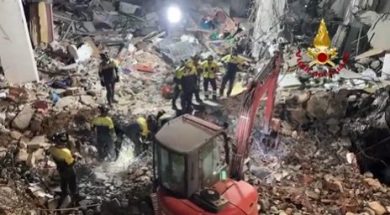 VIDEO | La strage di Messina, continuano le ricerche degli ultimi tre dispersi
