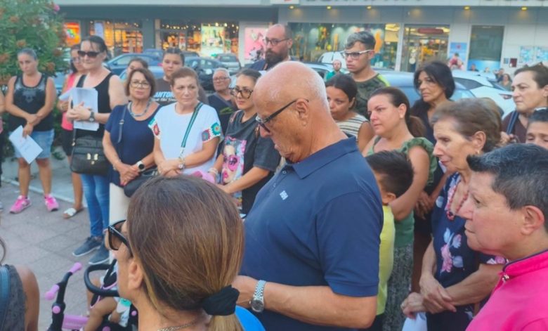 Crollo di Pistunina, silenzio e commozione per le vittime: sit-in sul luogo della tragedia