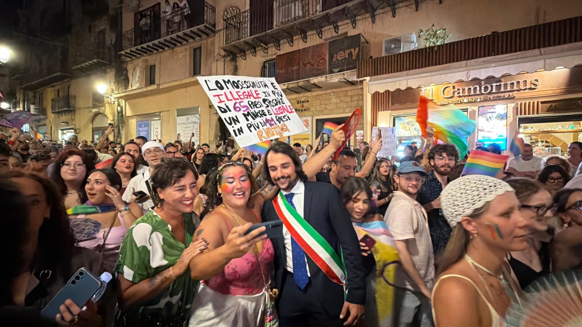 FOTO – Pride Agrigento, la città si tinge di arcobaleno nel segno di inclusione e diritti: “Evidenziamo il valore di ogni persona”