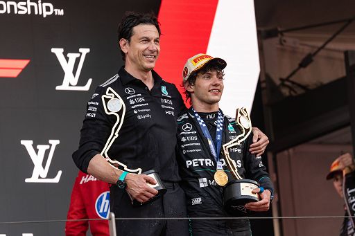Formula1, Wolff: “Kimi ha dimostrato perché l’abbiamo messo in macchina”