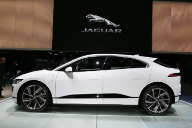 Jaguar Land Rover taglia 4.000 posti in 2 anni, -10% della forza lavoro